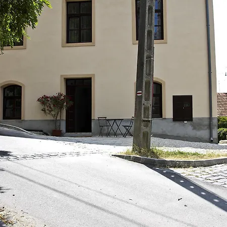Pensjonat Vadszolo Vendeghaz *