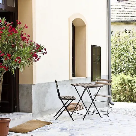 Vadszolo Vendeghaz Veszprem