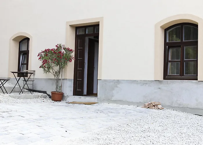 Konukevi Vadszolo Vendeghaz Veszprém